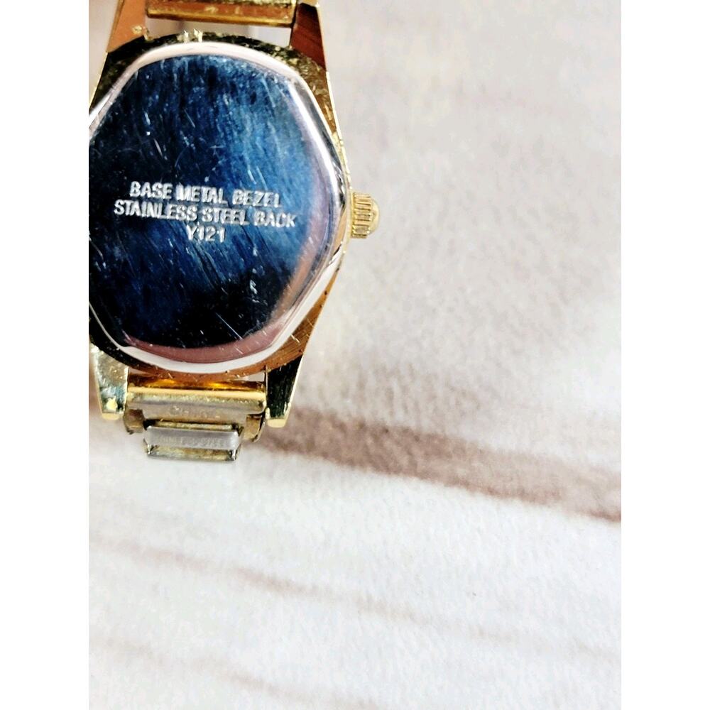 Vintage Advance Women's Quartz Watch Gold Tone Band 20mm Case- New Battery - Picture 3 of 14